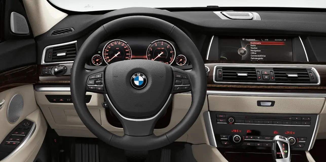 2023 BMW 5 Series Interior
