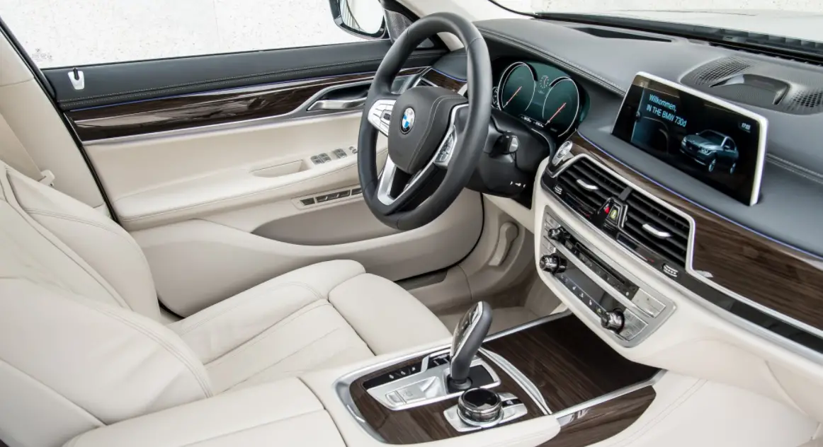 2023 BMW 7 Series Interior