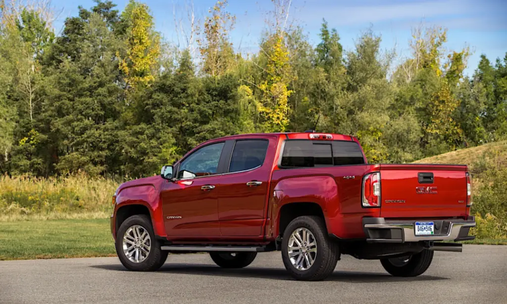 Complete Redesigned 2023 GMC Canyon for the Next Tough Line