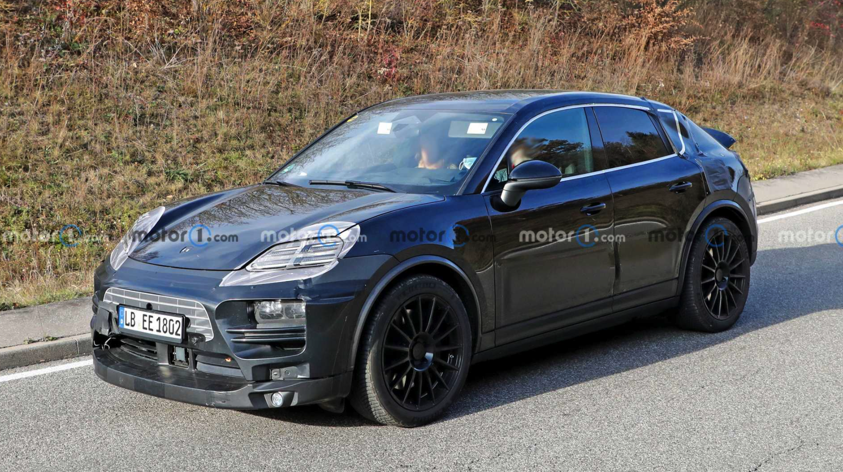 Porsche Macan EV 2023