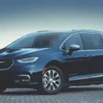 2028 chrysler pacifica minivan design engine release date