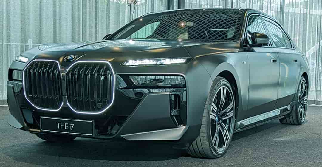 2023 BMW i7 Sedan Review, Pricing, & Specs What We Know So Far
