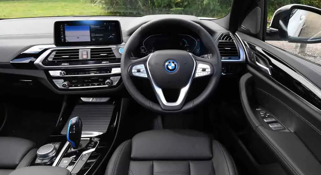 2025 BMW IX3 review design interior