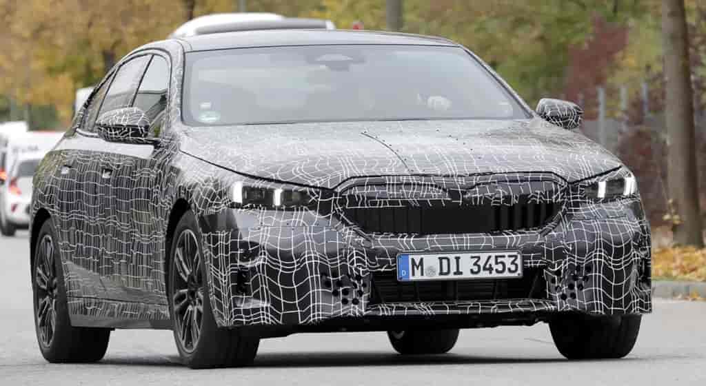 2024 BMW i5 spy photo battery charging