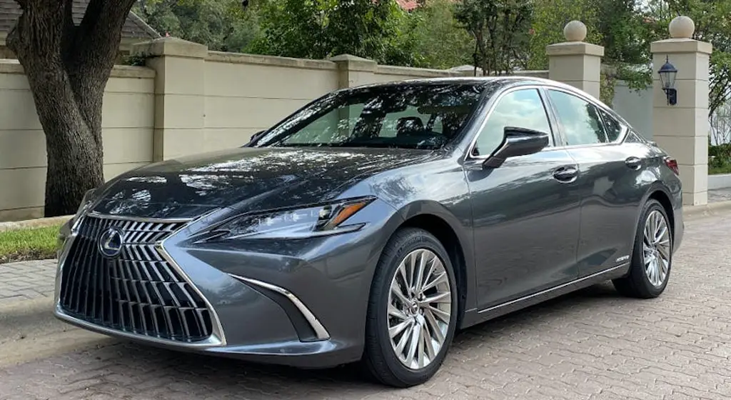 luxury cars best you can buy lexus es