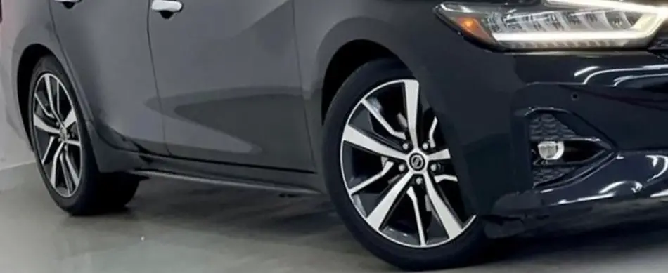 2025 Nissan maxima wheels tires brakes
