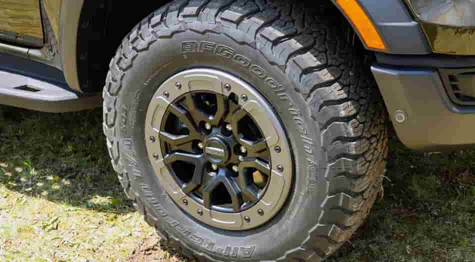 2024 ford ranger raptor wheels brakes tires