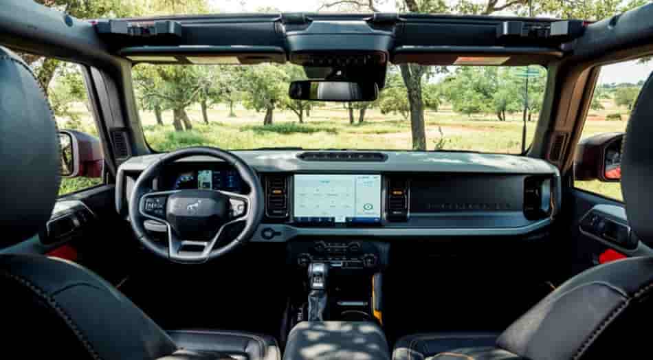 2024 ford bronco interior design specs