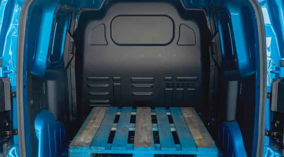 2024 ford transit courier cargo space towing capacity