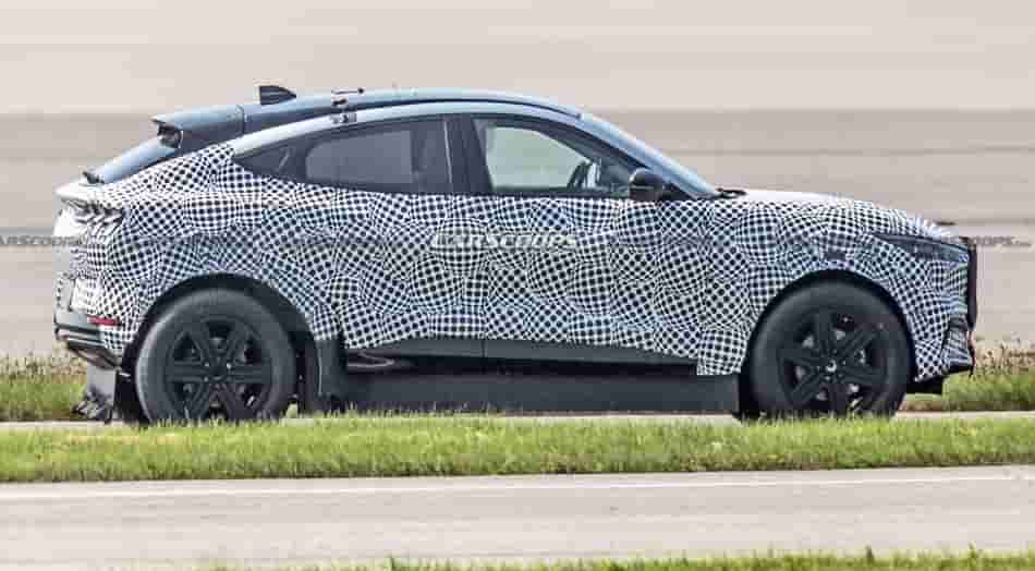 2024 mustang mach e spy photos