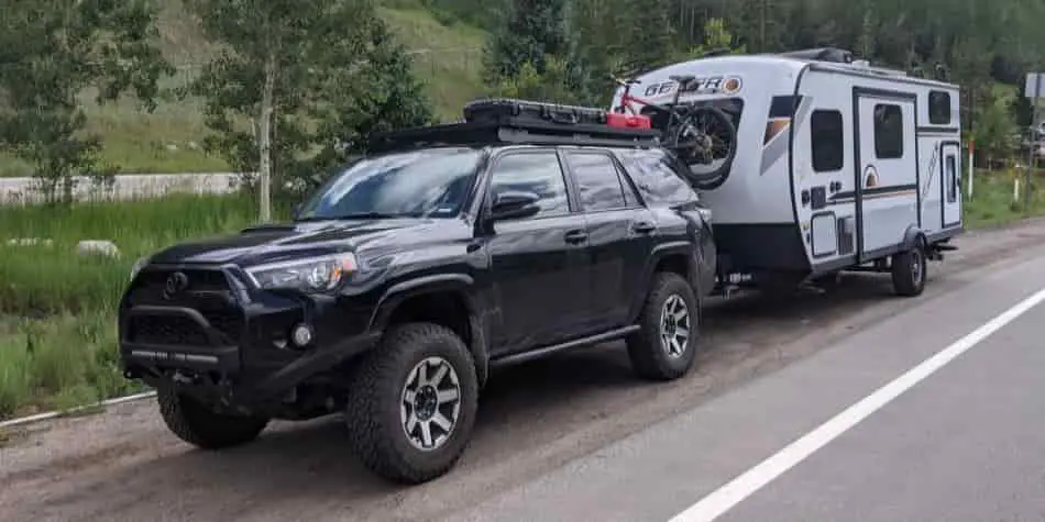 2025 Toyota 4runner cargo space towing capacity