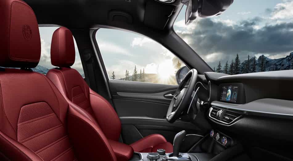 2024 alfa romeo stelvio interior specs