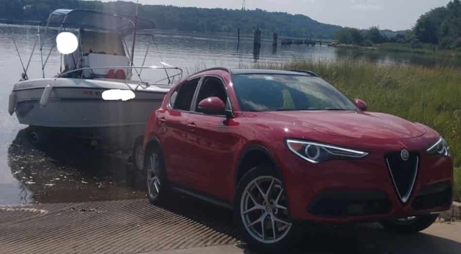 2024 alfa romeo stelvio towing capacity