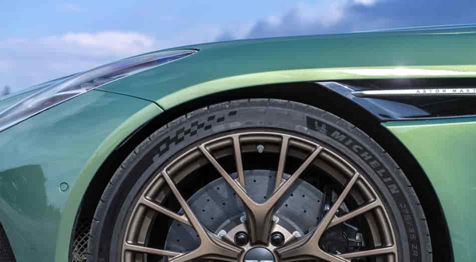 2024 aston martin db12 wheels tires brakes