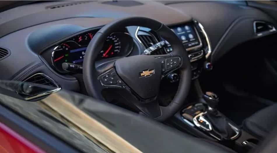 2024 chevy cruze interior specs