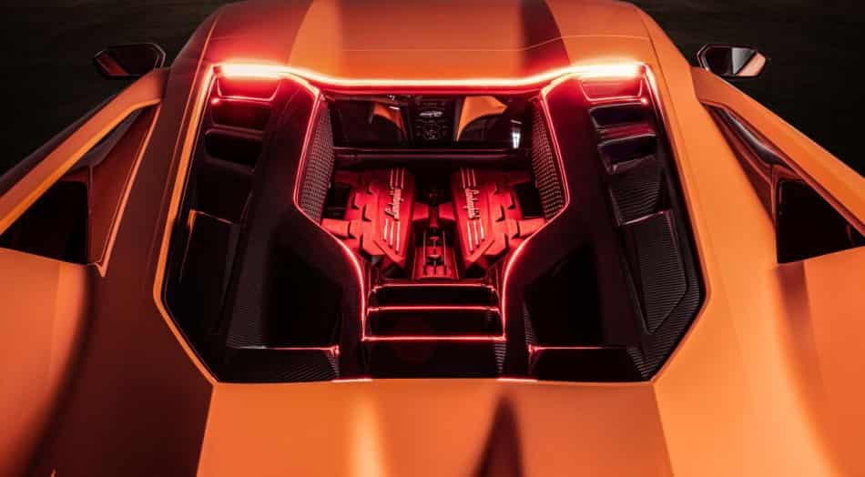 2024 lamborghini revuelto interior specs